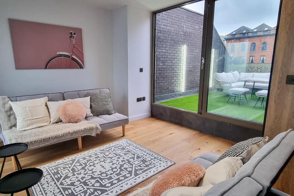 Stunning Luxury Townhouse In Centre Of Manchester Buitenkant foto