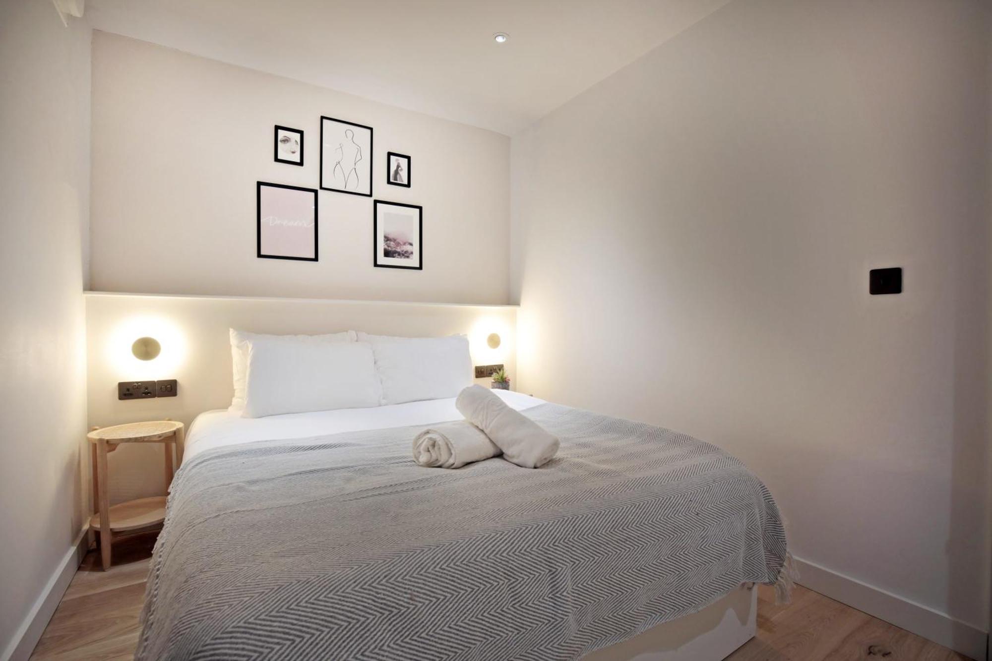 Stunning Luxury Townhouse In Centre Of Manchester Buitenkant foto