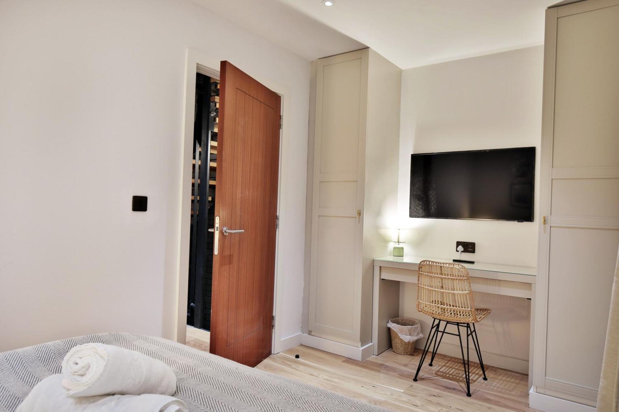 Stunning Luxury Townhouse In Centre Of Manchester Buitenkant foto