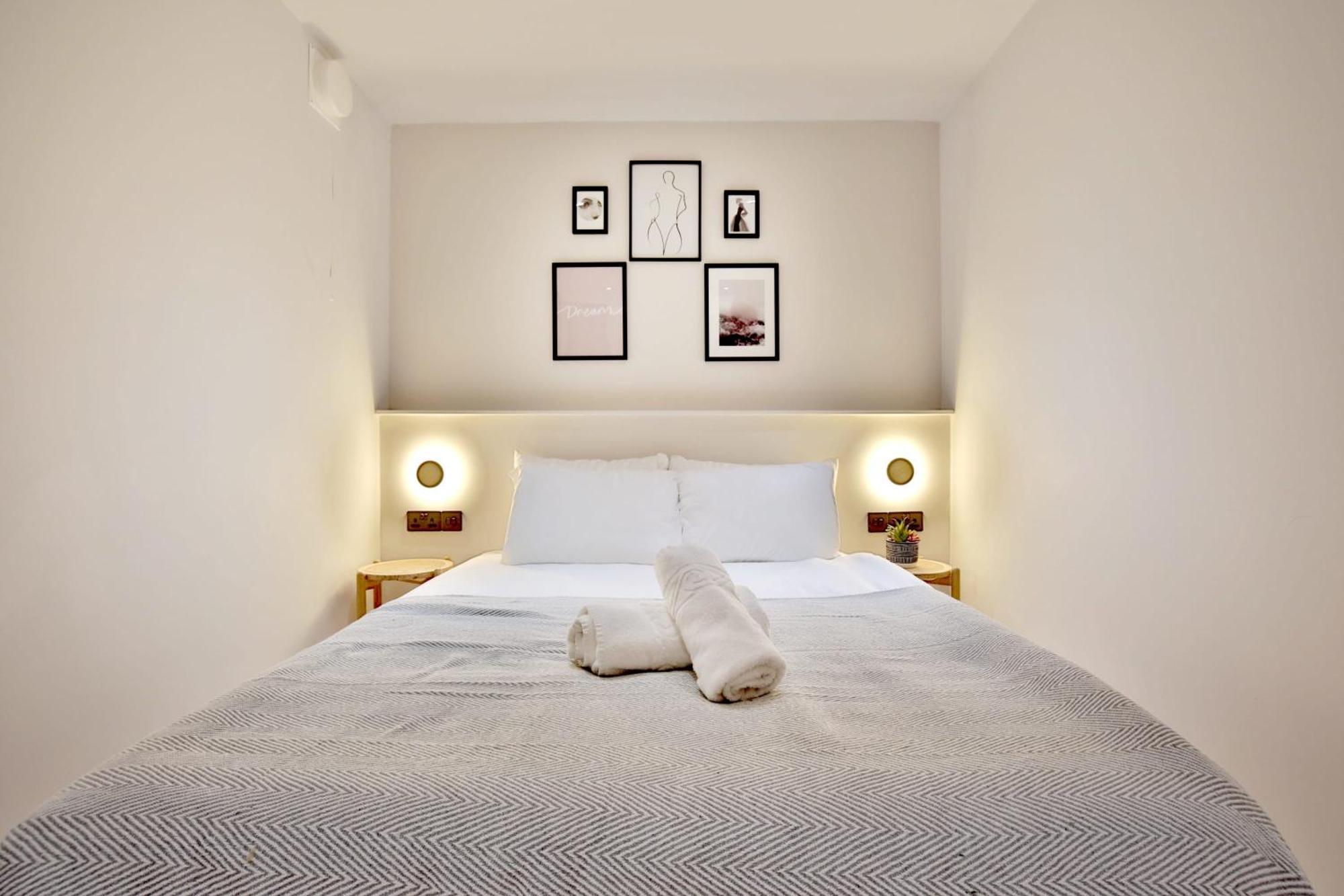 Stunning Luxury Townhouse In Centre Of Manchester Buitenkant foto